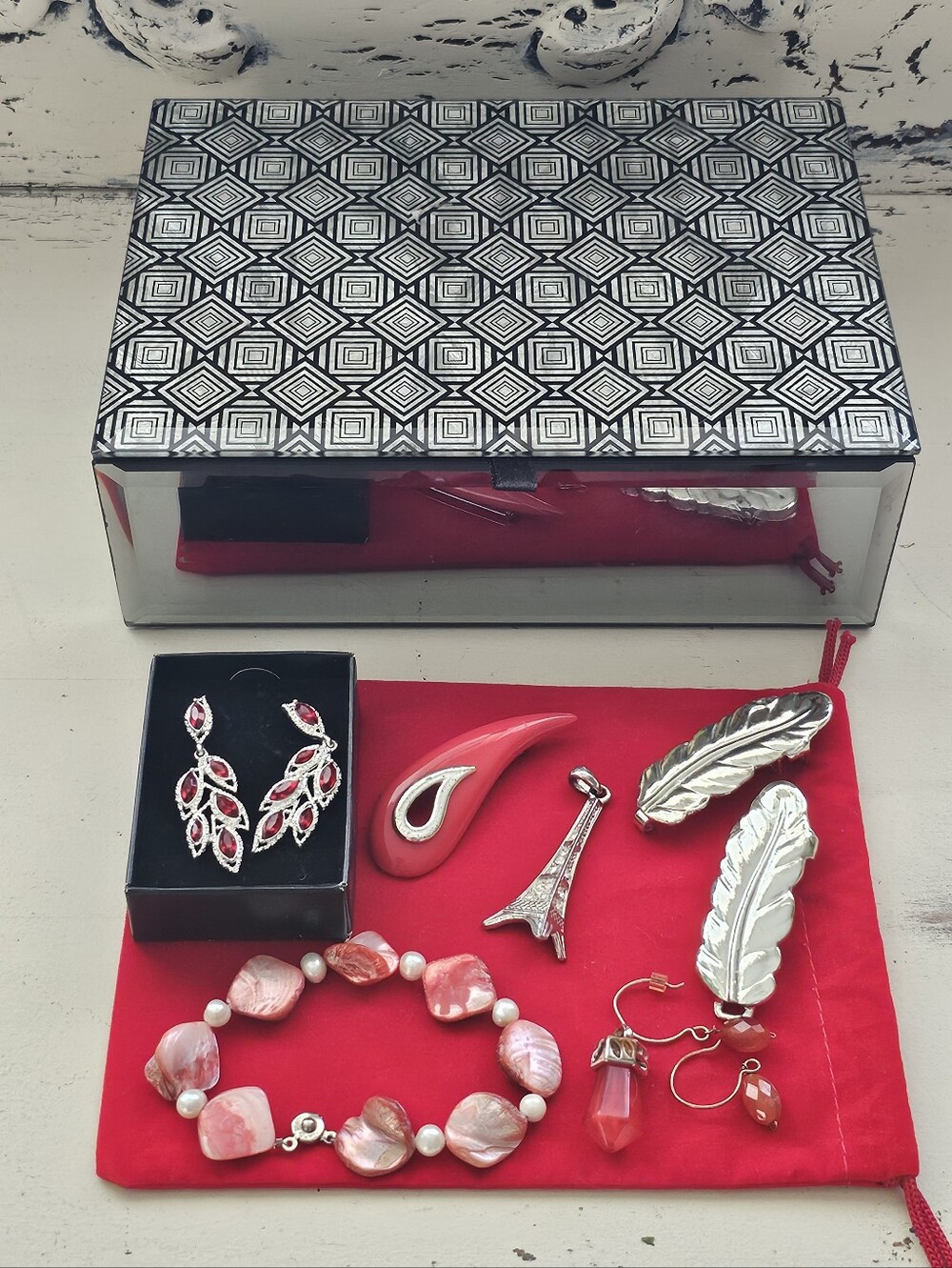 Mixed Lot Of Vintage And New Costume Jewelry In Velvet Lined Mirrored Box
